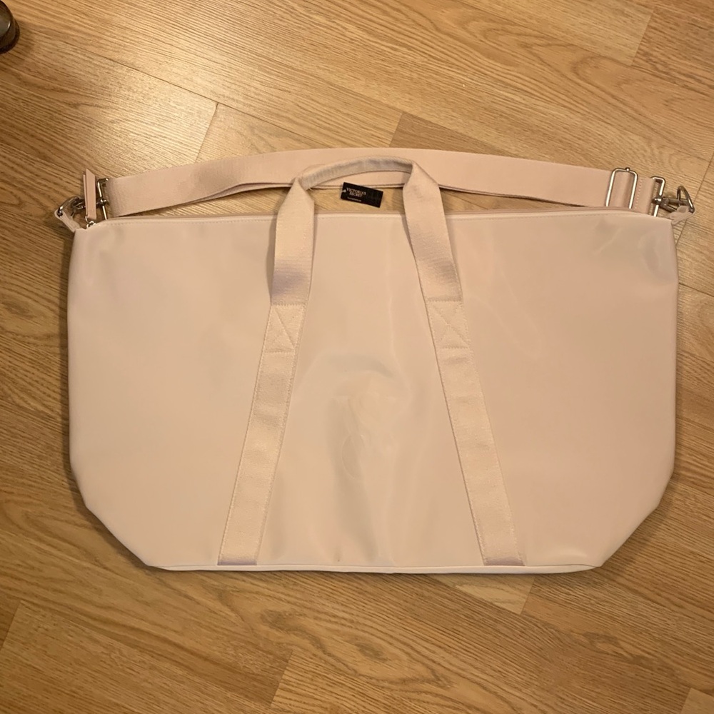 Victoria’s Secret NWT Large Cream Tote Bag
